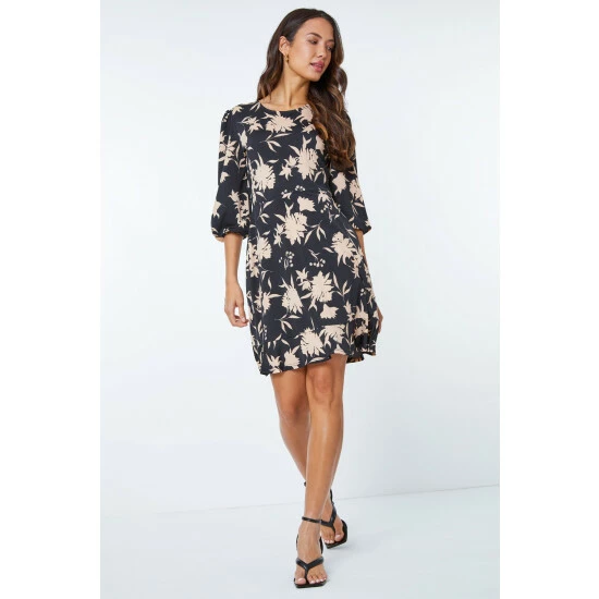 unnamed-file-414.jpg Dusk Black & Cream Floral Print Jersey Stretch Dress -Dusk Shop unnamed file 414