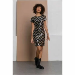 Dusk Gold Zig Zag Sequin Dress -Dusk Shop unnamed file 648