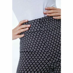 Dusk Black Floral Print Cropped Stretch Trousers -Dusk Shop unnamed file 984